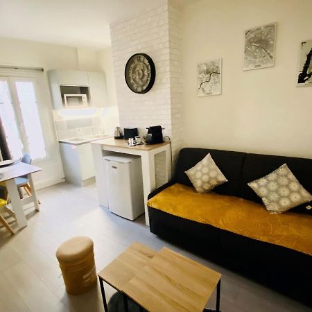 Enghien-Les-Bains: Studio Au Coeur Du Centre Ville. Esterno foto